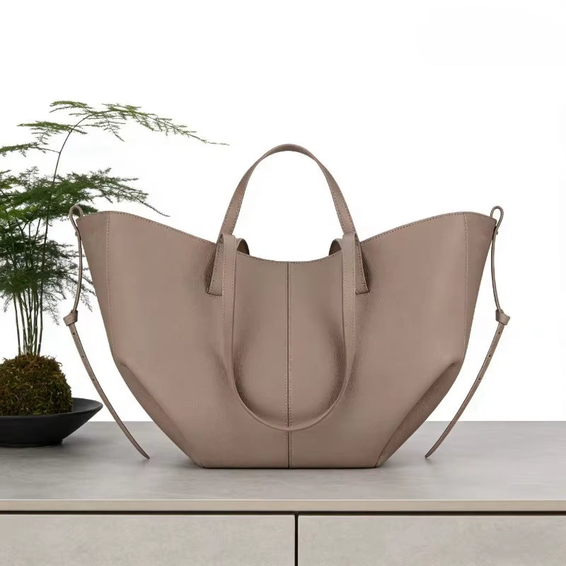 Stylish Ladies Large Capacity Wing Shoulder Bag Solid Color Travel Tote Suitable for Commuting and Shopping